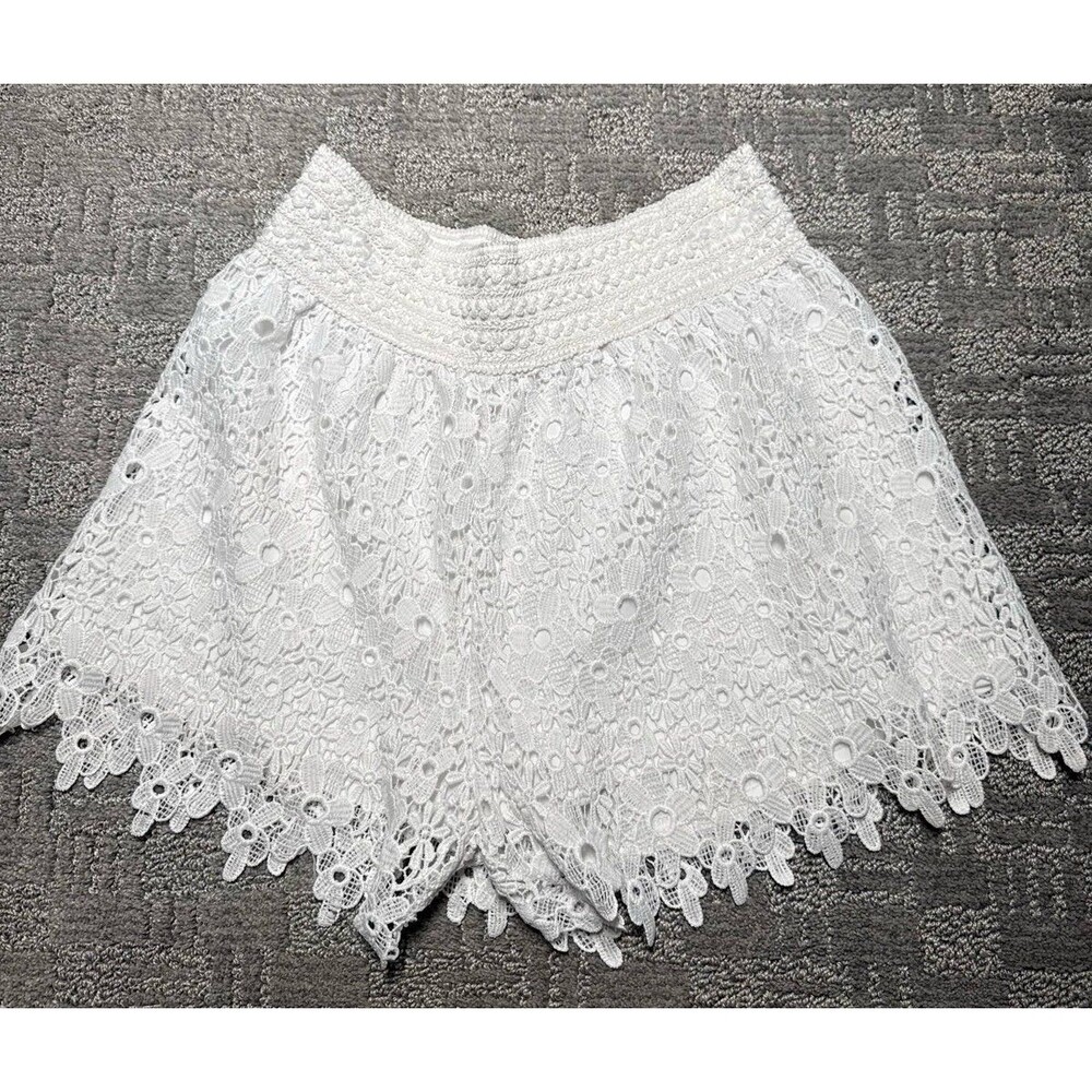 New Mix White Lace Mini Shorts with Scalloped Hem Large
